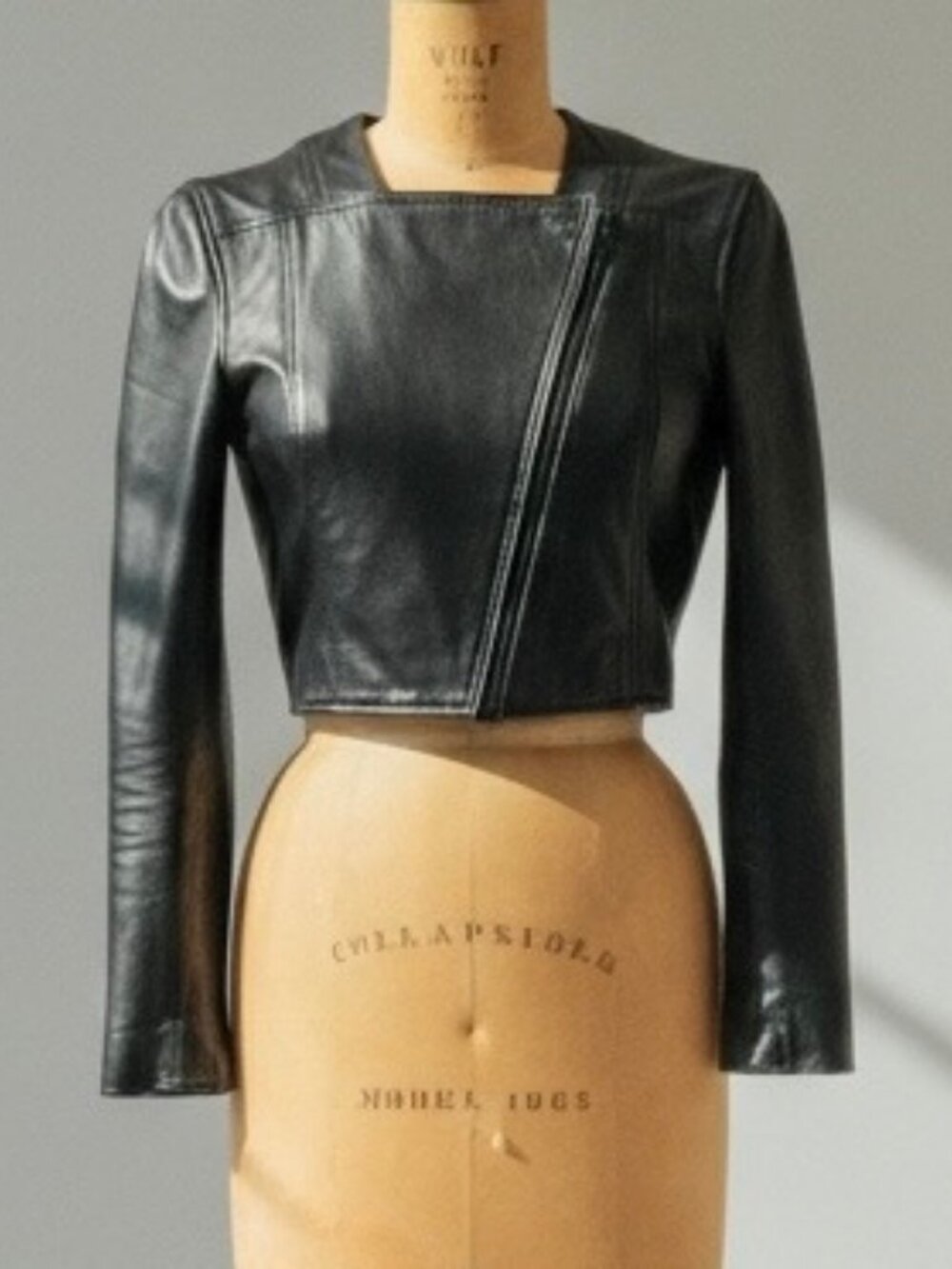 Kate Spade Saturday Black Lamb Leather Cropped Moto Jacket XS Rare Minimalist